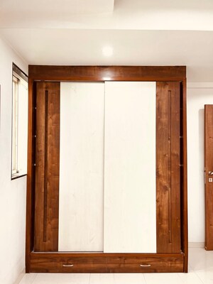 Furnished Amenities in 3 BHK Apartment at Gangapur Road – for Sale