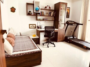 Living Room in 3 BHK Apartment at Gangapur Road – for Sale