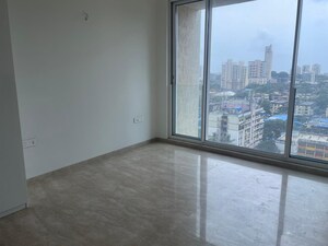 Room in 5 BHK Apartment at Lodha Trump Tower, Worli – for Sale