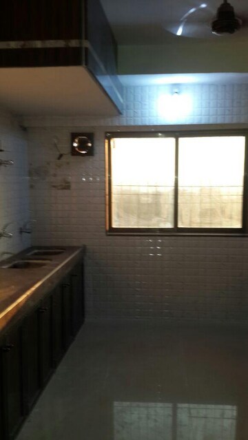 Room in 3 BHK Apartment at Royal Palms, Goregaon East – for Rent