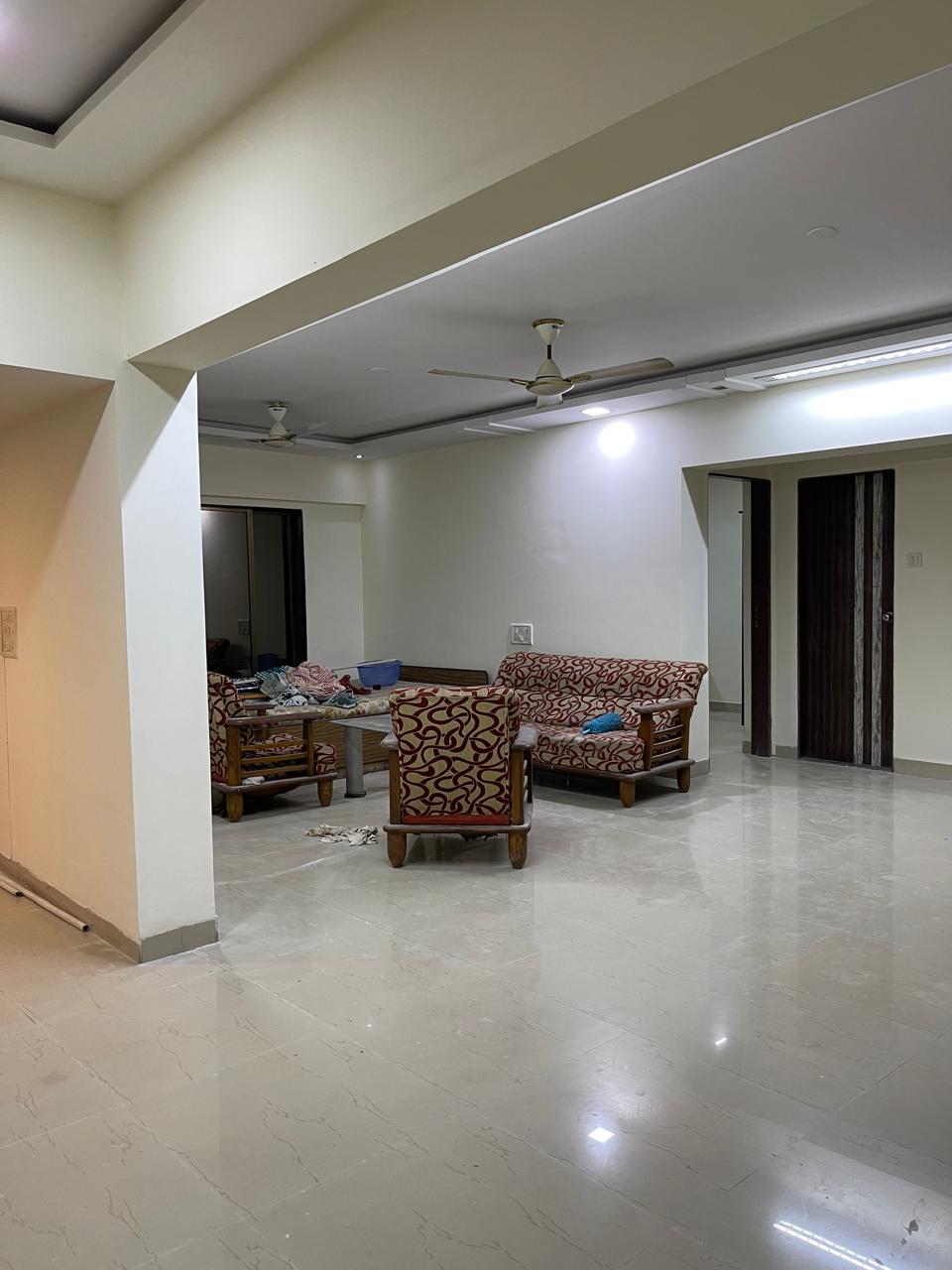 3 BHK Apartment For Rent in Royal Palms