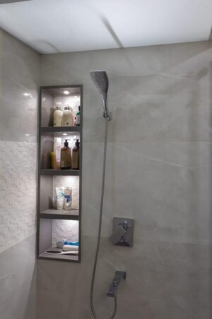 Furnished Amenities in 5 BHK Apartment at Lapis Lazuli Apartment, Koregaon Park – for Sale