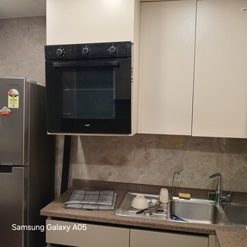 Furnished Amenities in 3 BHK Builder Floor at Greater Kailash Part 3 – for Rent