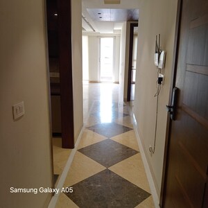 Bathroom in 3 BHK Builder Floor at Greater Kailash Part 3 – for Rent