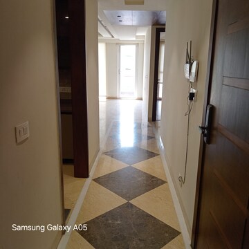 Bathroom in 3 BHK Builder Floor at Greater Kailash Part 3 – for Rent