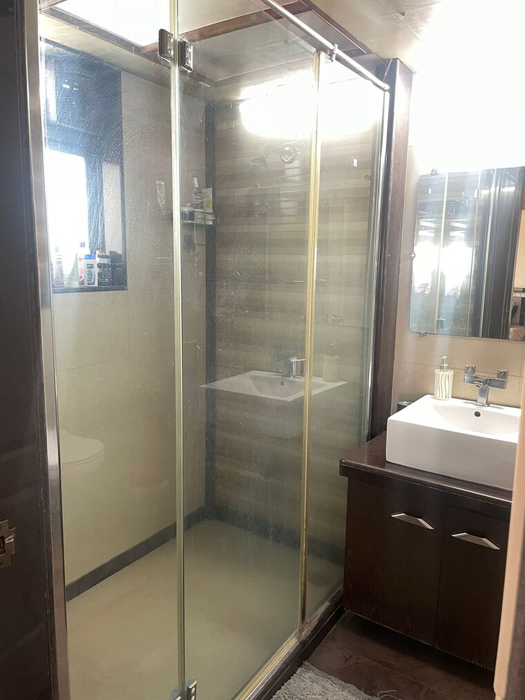 Bathroom, royal-palms 3 Bedroom 1700 Sq.Ft. Apartment In Goregaon East Mumbai 9230463