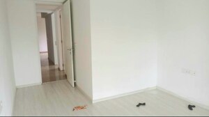 Room in 2 BHK Apartment at Runwal Bliss, Kanjurmarg East – for Rent