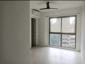 Room in 2 BHK Apartment at Runwal Bliss, Kanjurmarg East – for Rent