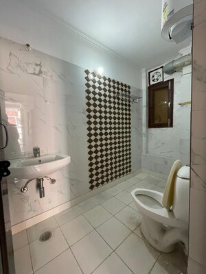 Bathroom in 1 RK Builder Floor at Palm Residency Chhatarpur, Chattarpur – for Rent
