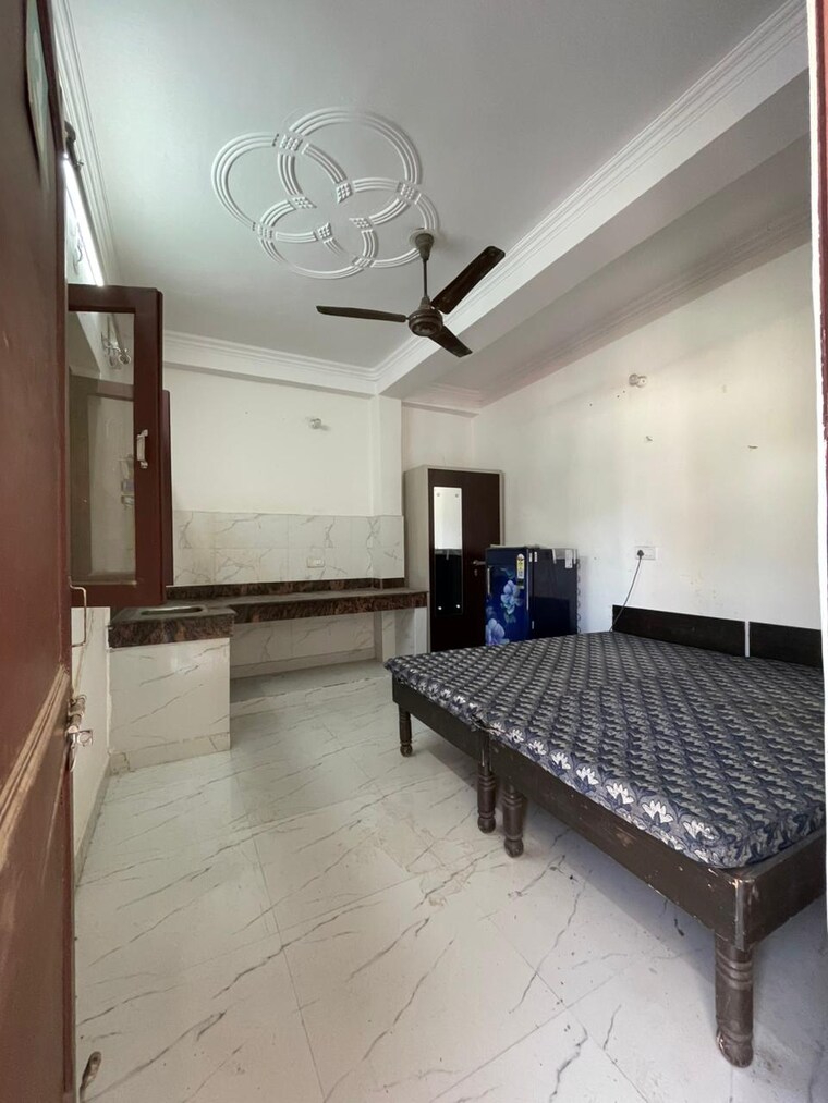 Bedroom, palm-residency-chhatarpur 1 RK 350 Sq.Ft. Builder Floor In Chattarpur Delhi 9230587