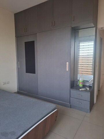 Furnished Amenities in 3.5 BHK Apartment at Emaar MGF Emerald Hills, Sector 65 – for Sale