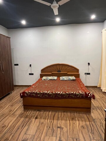 Bedroom in 1 RK Apartment at BHN Tower, Sector 45 – for Rent
