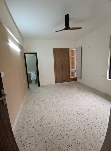 3 BHK Apartment For Rent in Eros Mayfair Towers, Charmwood Village