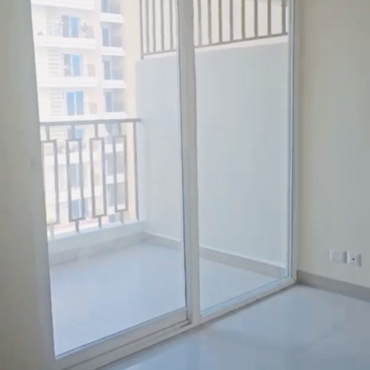 Room, ska-divya-towers 3.5 Bedroom 1076 Sq.Ft. Apartment In Panchsheel Green Greater Noida 9230618