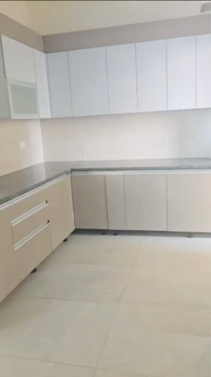 Kitchen in 3.5 BHK Apartment at SKA Divya Towers, Panchsheel Green – for Sale