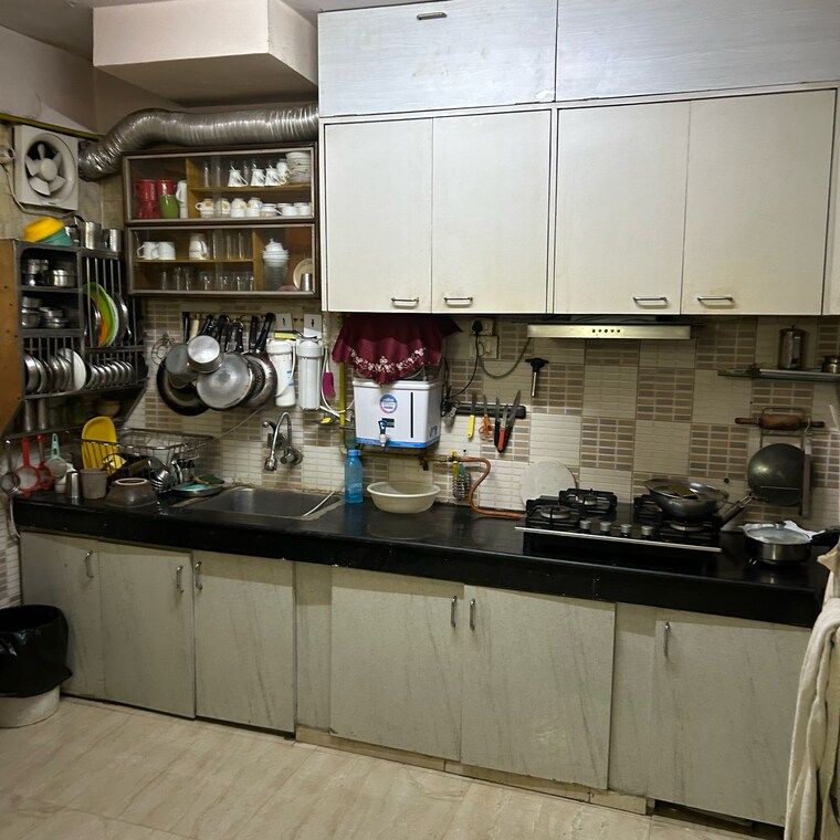 Kitchen, rwa-jalvayu-vihar-noida 3 Bedroom 1216 Sq.Ft. Apartment In Sector 25 Noida 9230657