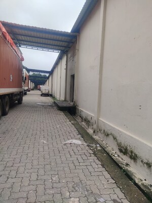  Warehouse For Rent in Kokar