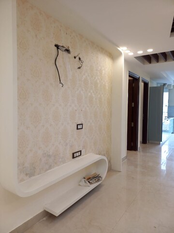 Furnished Amenities in 4 BHK Builder Floor at 4S Aradhya Extension, Sector 67a – for Rent