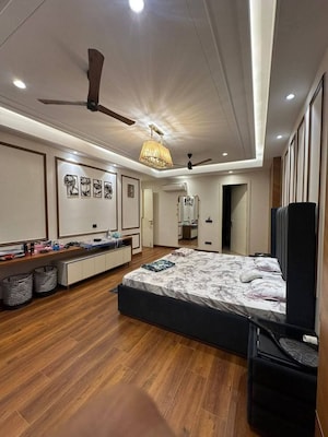 Bedroom in 1 BHK Builder Floor at Sector 21 – for Rent