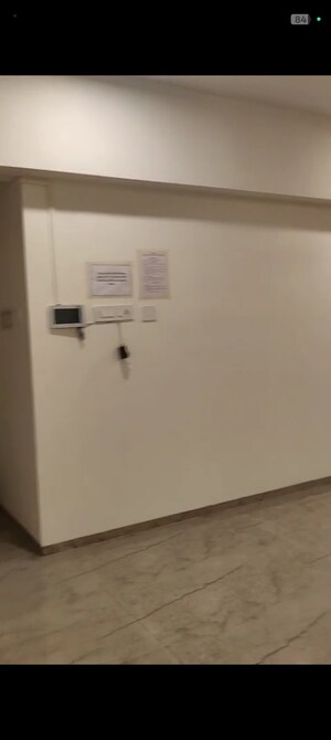 Room in 3 BHK Apartment at Siddhi Aura, Andheri East – for Rent