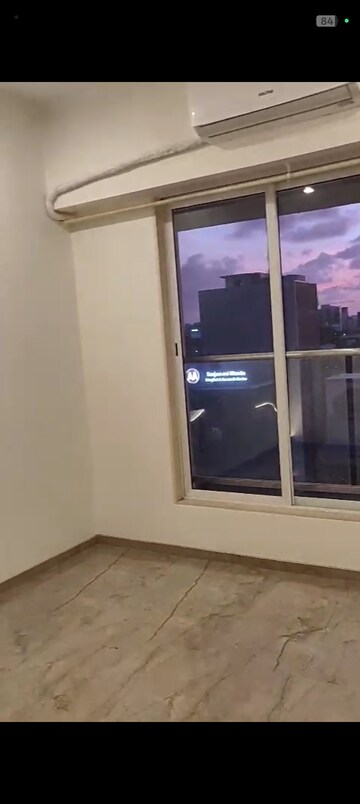 Furnished Amenities in 3 BHK Apartment at Siddhi Aura, Andheri East – for Rent