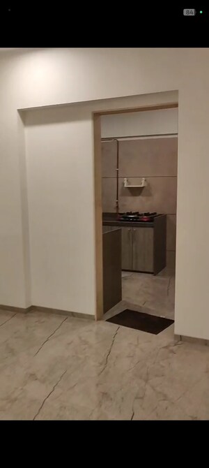 Room in 3 BHK Apartment at Siddhi Aura, Andheri East – for Rent