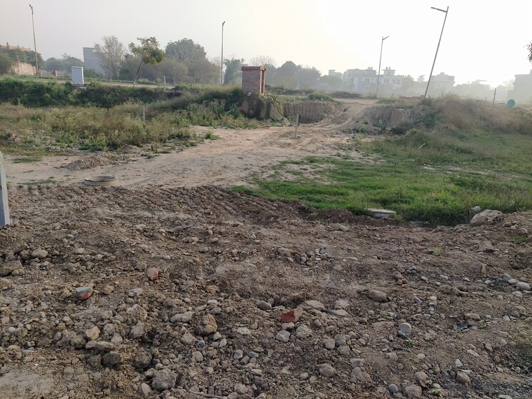 undefined, altus-prime  228 Sq.Yd. Plot In North Mullanpur Chandigarh 9230692