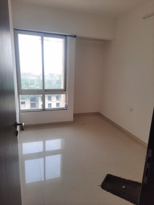 1 BHK Apartment For Rent in Puranik City, Kasarvadavali