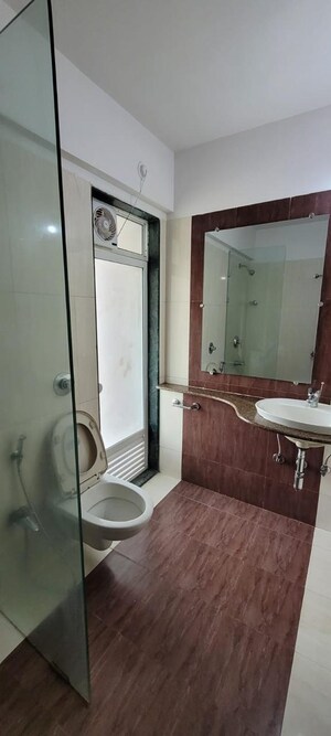 Attached Bathroom in 2 BHK Apartment at Nahar Lilium Lantana, Chandivali – for Rent