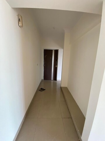  2 BHK Apartment at Nahar Lilium Lantana, Chandivali – for Rent