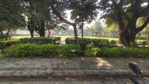 Plot Area in 2.5 BHK Independent House at DLF Hyde Park, South Mullanpur – for Sale