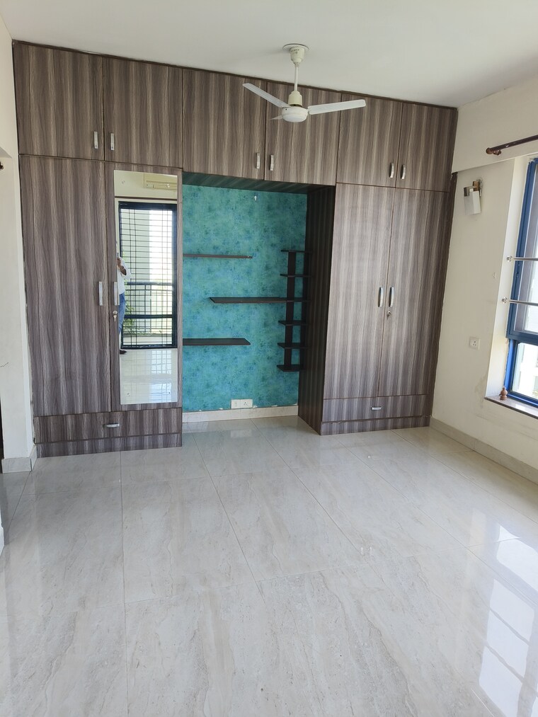 Room, unitech-the-close-north 3.5 Bedroom 2480 Sq.Ft. Apartment In Sector 50 Gurgaon 9230774