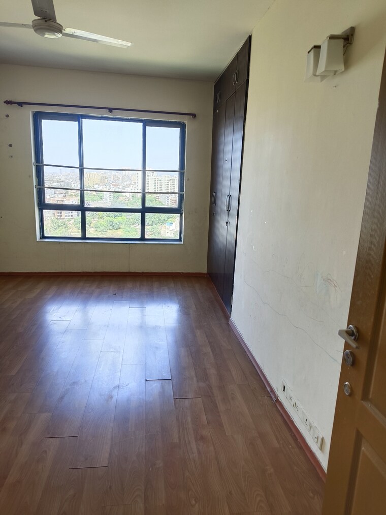 Room, unitech-the-close-north 3.5 Bedroom 2480 Sq.Ft. Apartment In Sector 50 Gurgaon 9230774