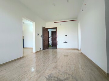 Room in 3 BHK Apartment at VTP Cygnus, Kharadi – for Rent