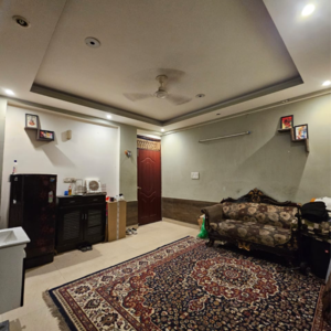 2 BHK Builder Floor For Rent in Saket