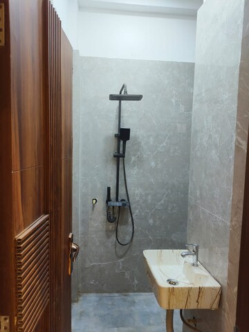 Bathroom in 2 BHK Builder Floor at Vaishali Sector 6 – for Sale