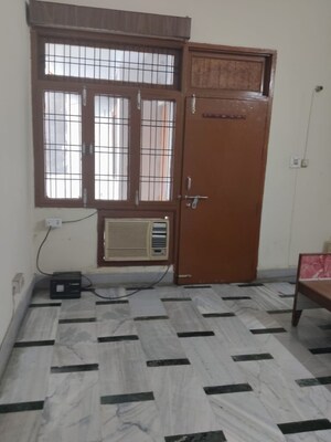 2 BHK Builder Floor For Rent in Gomti Nagar