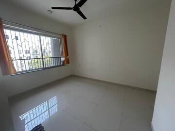 Room in 2 BHK Apartment at Godrej 24, Hinjewadi – for Rent