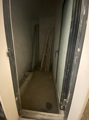 Building Lobby in 2 BHK Apartment at Dosti Eastern Bay Phase 1, Wadala – for Sale