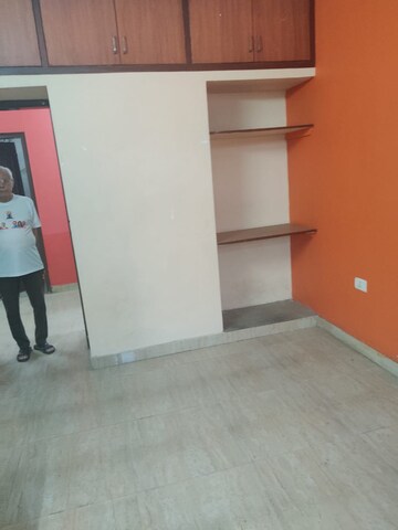 Room in 2 BHK Builder Floor at Hauz Khas – for Rent