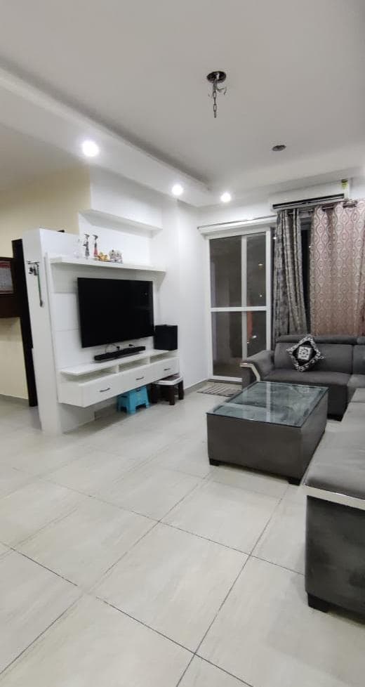 3 BHK Apartment For Rent in Gardenia Gateway