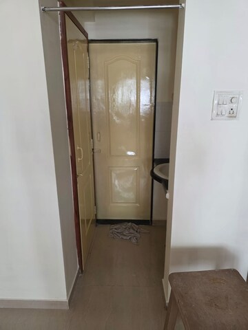  1.5 BHK Apartment at Andheri East – for Rent