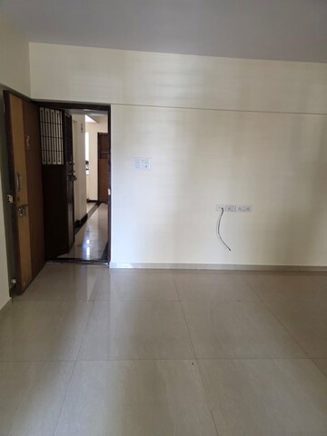 Room in 1.5 BHK Apartment at Andheri East – for Rent
