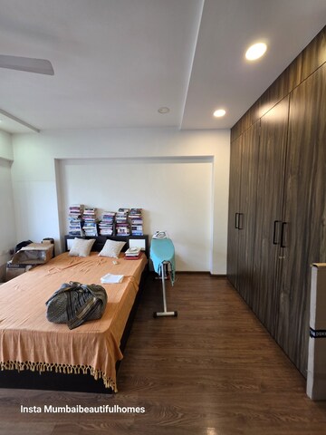 Bedroom in 4 BHK Apartment at Ekta Estrella, Bandra West – for Rent