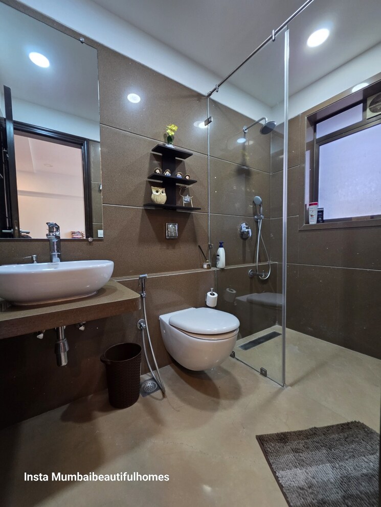 Team Area, ekta-estrella 4 Bedroom 2600 Sq.Ft. Apartment In Bandra West Mumbai 9231124