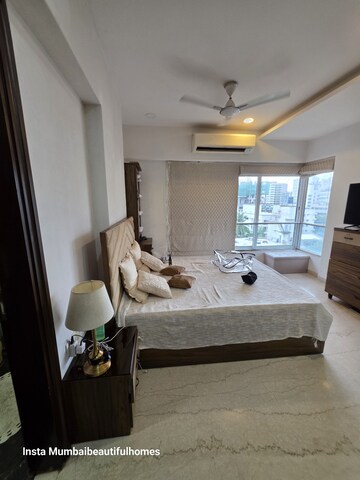 Bedroom in 4 BHK Apartment at Ekta Estrella, Bandra West – for Rent