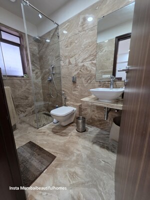 Bathroom in 4 BHK Apartment at Ekta Estrella, Bandra West – for Rent