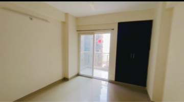 Room in 2.5 BHK Apartment at Anthem French Apartment, Bhangel – for Sale