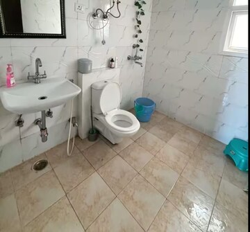 Bathroom in 3 BHK Apartment at Gardenia Glory, Sector 46 – for Rent