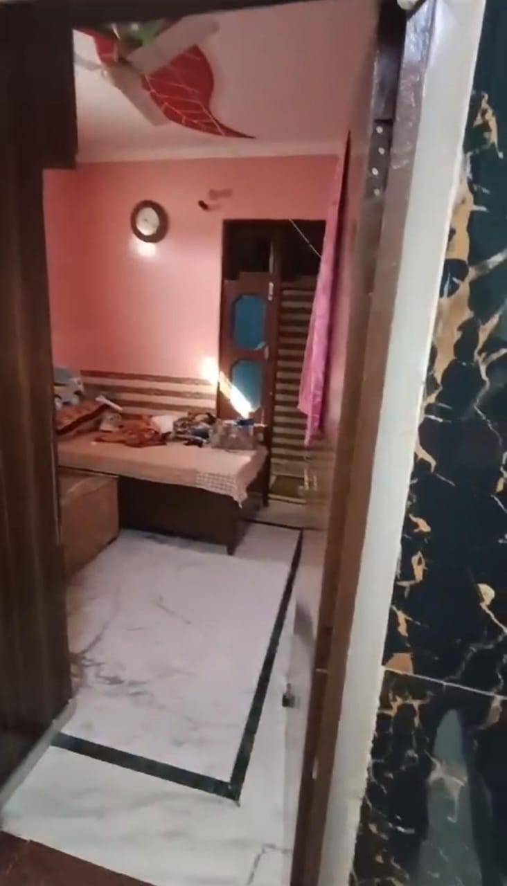 6+ BHK + Extra Room Independent House For Sale in Pratap Vihar